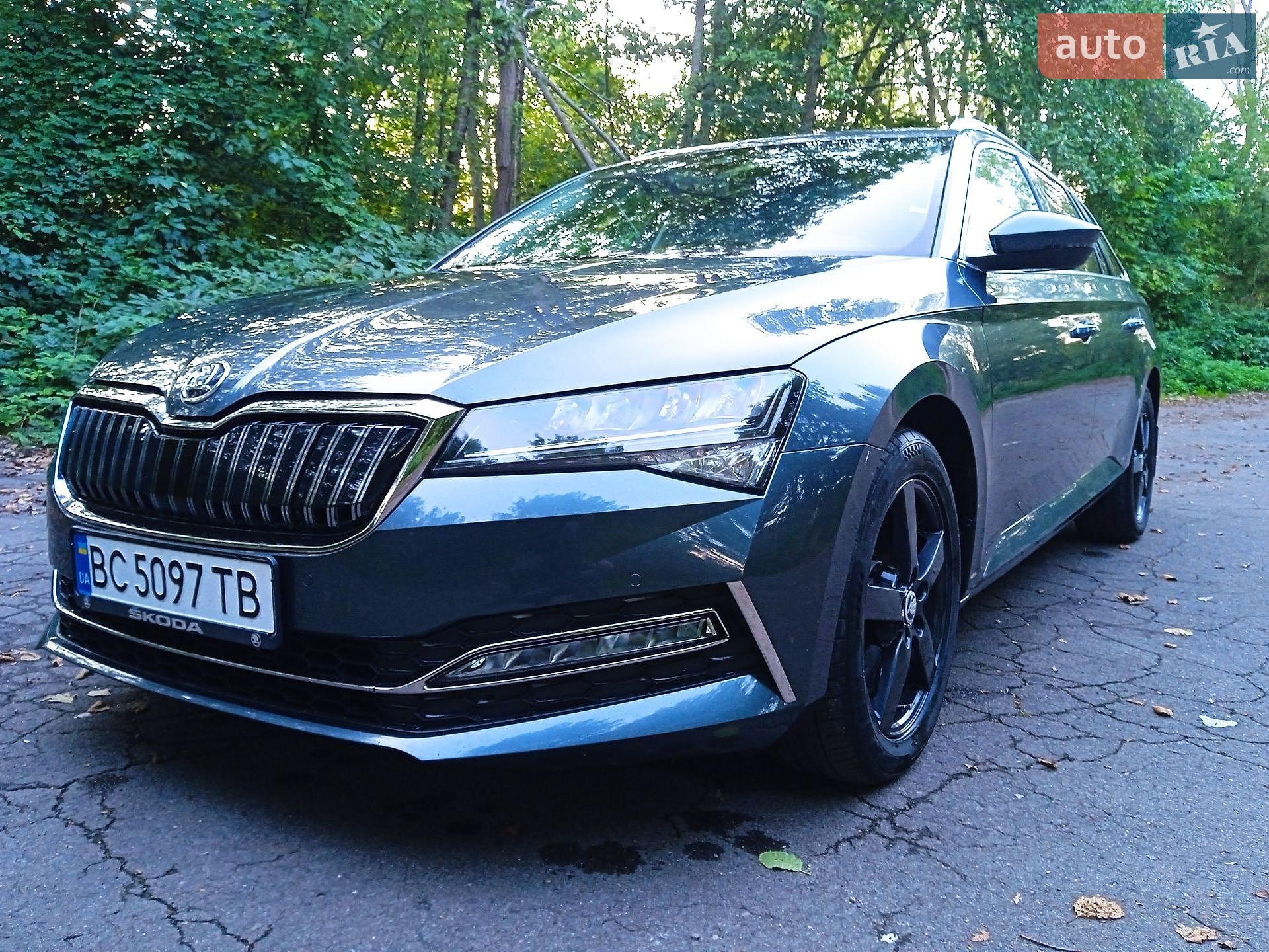 Skoda Superb 2020 VIN TMBJW7NP2L7059130 фото оголошення 3 з 51