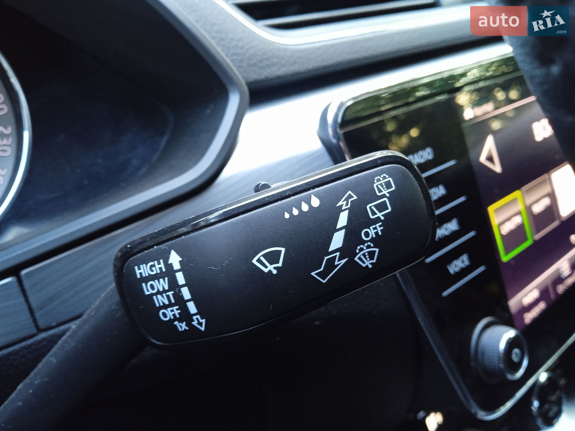 Skoda Superb 2020 VIN TMBJW7NP2L7059130 фото оголошення 34 з 51