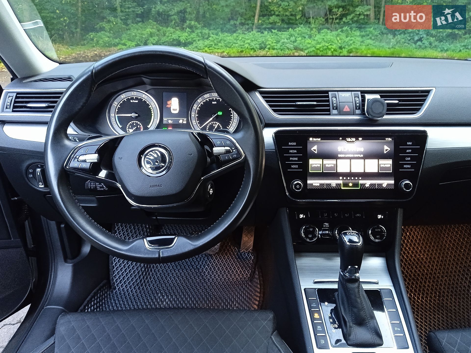 Skoda Superb 2020 VIN TMBJW7NP2L7059130 фото оголошення 17 з 51