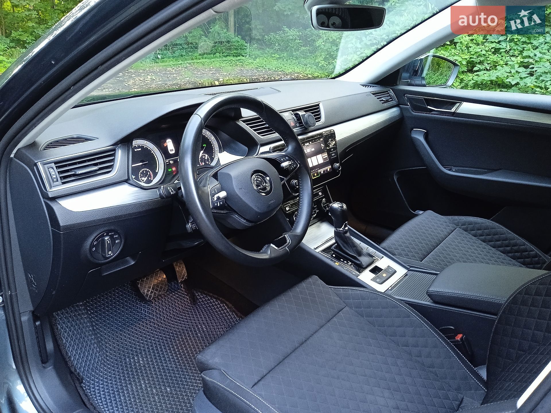 Skoda Superb 2020 VIN TMBJW7NP2L7059130 фото оголошення 16 з 51