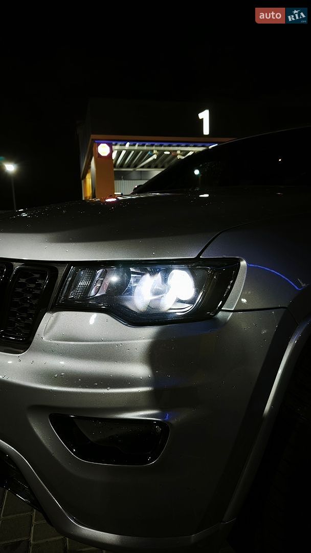 Jeep Grand Cherokee 2020 VIN 1C4RJFBG8LC334295 фото оголошення 9 з 32