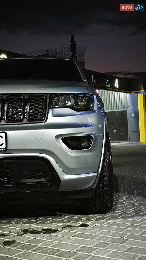 Jeep Grand Cherokee 2020 VIN 1C4RJFBG8LC334295 фото оголошення 6 з 32