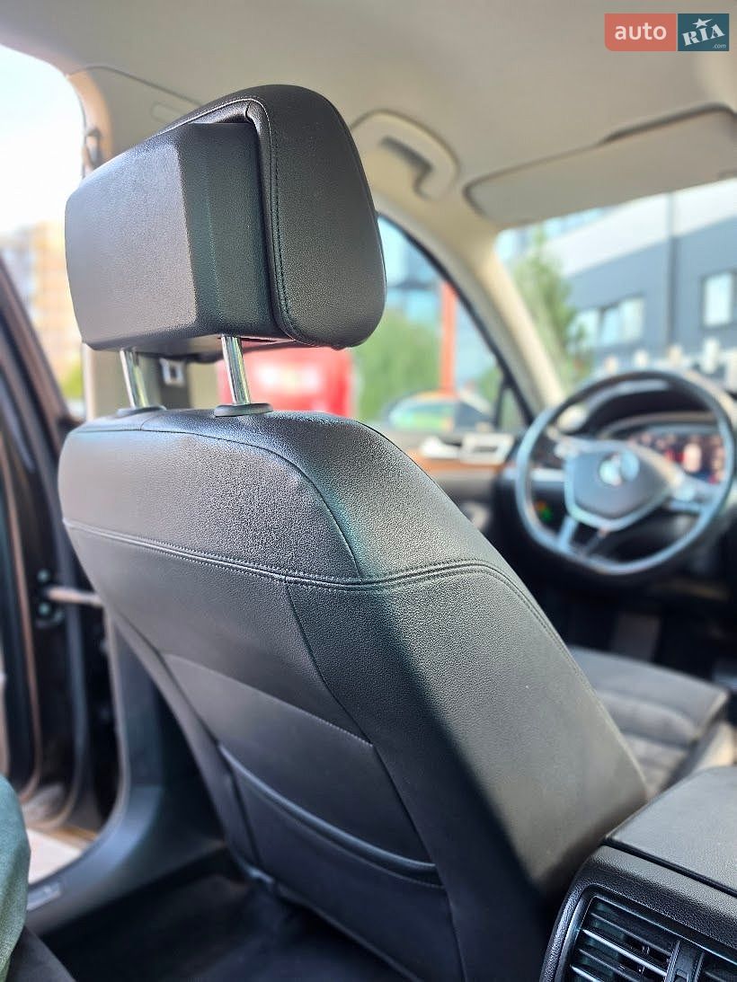 Volkswagen Passat 2018 VIN WVWZZZ3CZJE192610 фото оголошення 17 з 36