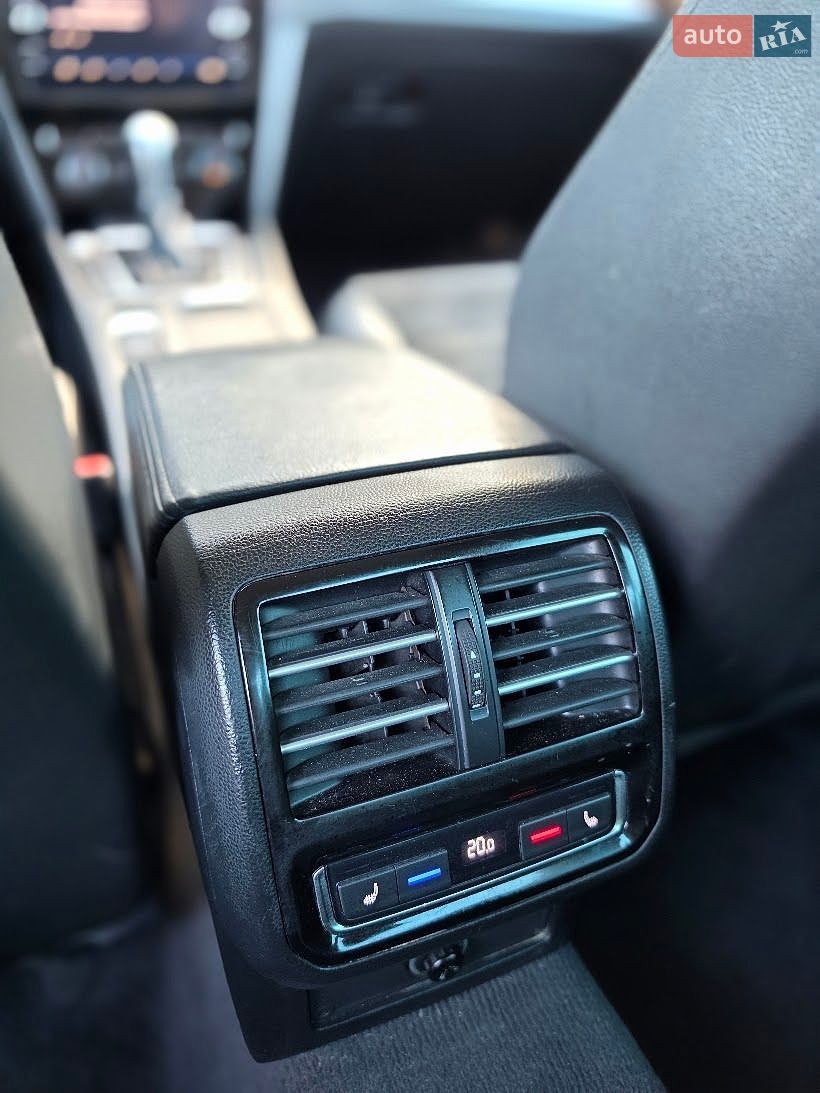 Volkswagen Passat 2018 VIN WVWZZZ3CZJE192610 фото оголошення 19 з 36
