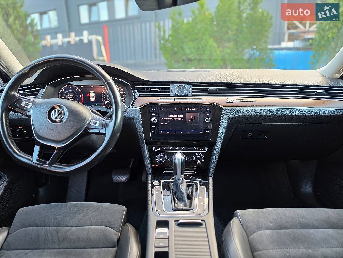 Volkswagen Passat 2018 VIN WVWZZZ3CZJE192610 фото оголошення 20 з 36