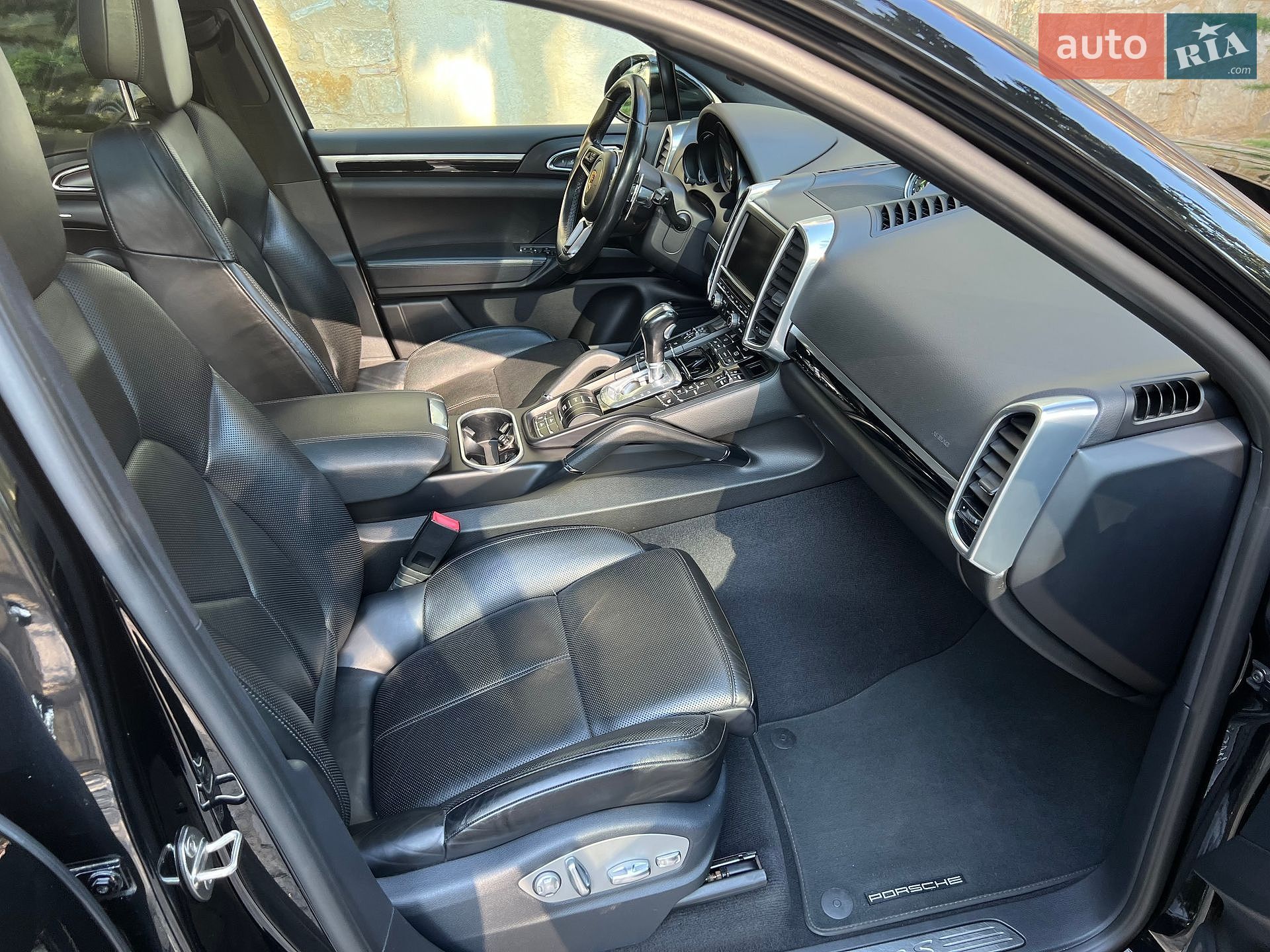 Porsche Cayenne 2015 VIN WP1AE2A20GLA59106 фото оголошення 53 з 60