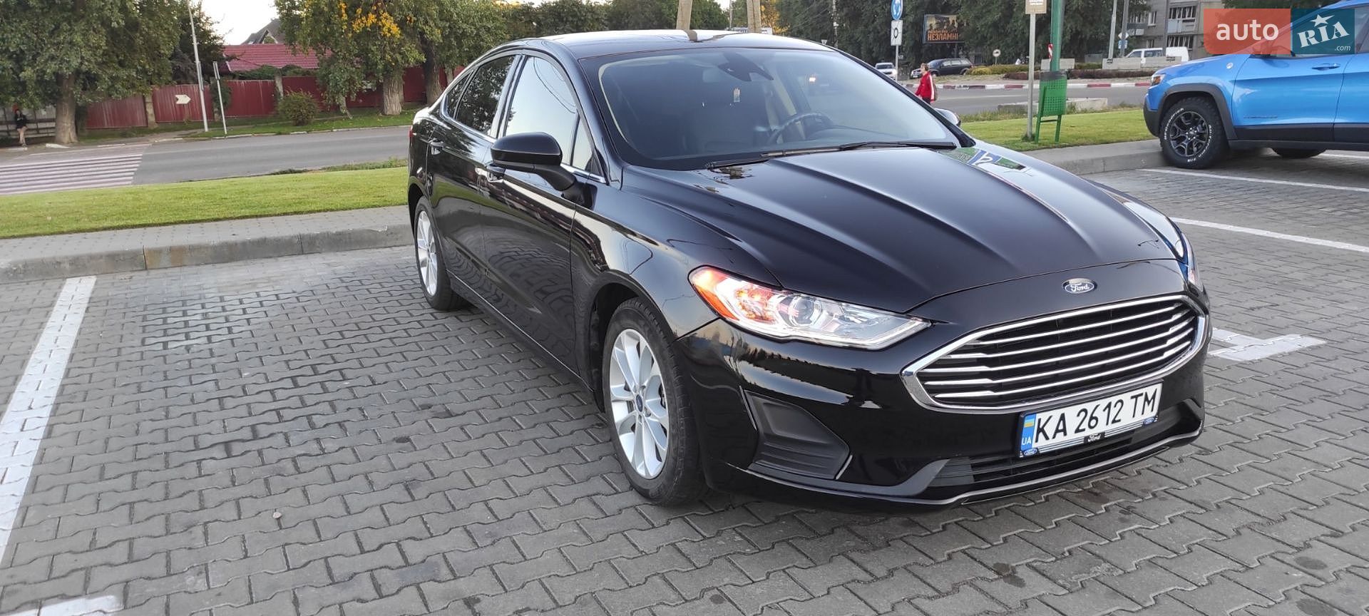 Ford Fusion 2020 VIN 3FA6P0LU4LR215248 фото оголошення 13 з 24