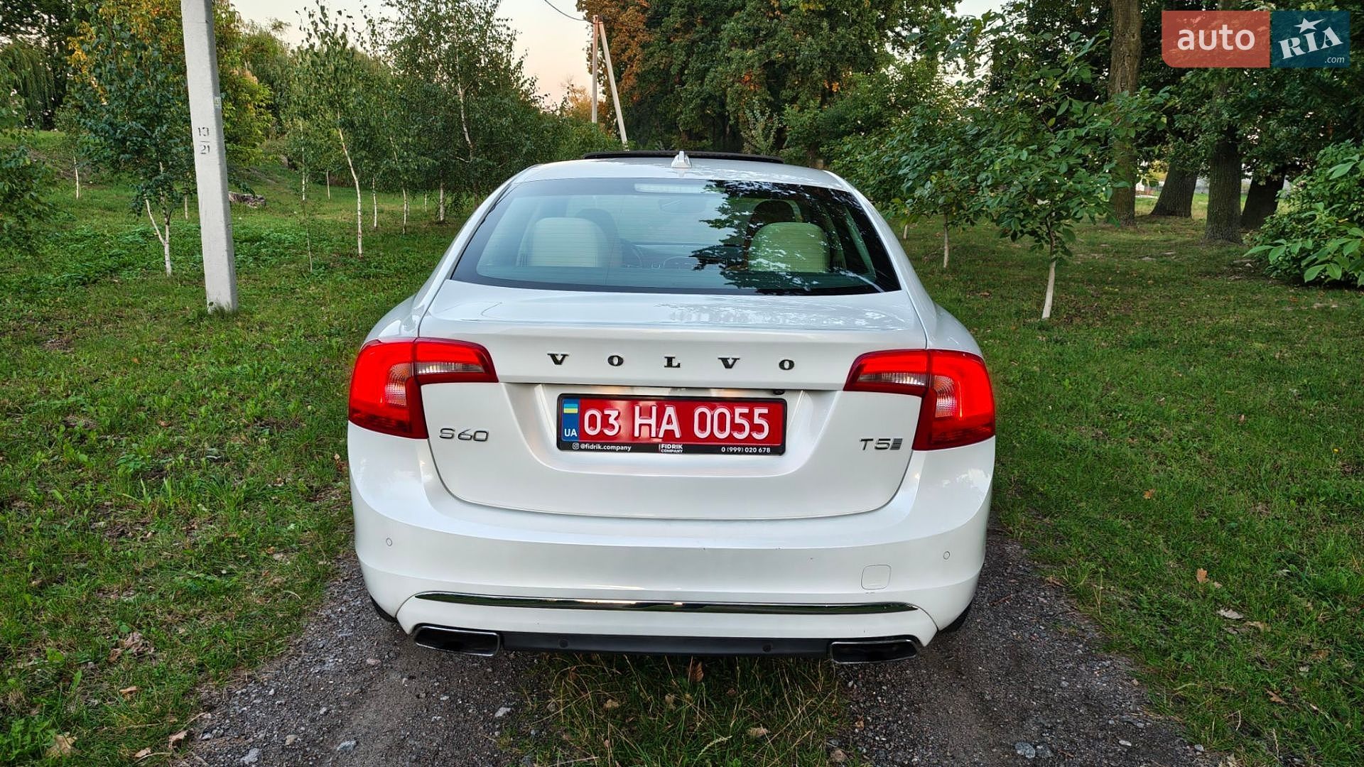 Volvo S60 2018 VIN LYV402HK3JB176984 фото оголошення 8 з 33