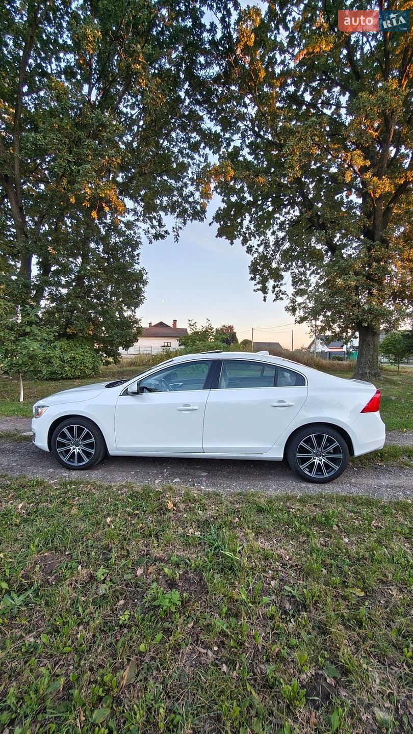 Volvo S60 2018 VIN LYV402HK3JB176984 фото оголошення 24 з 33