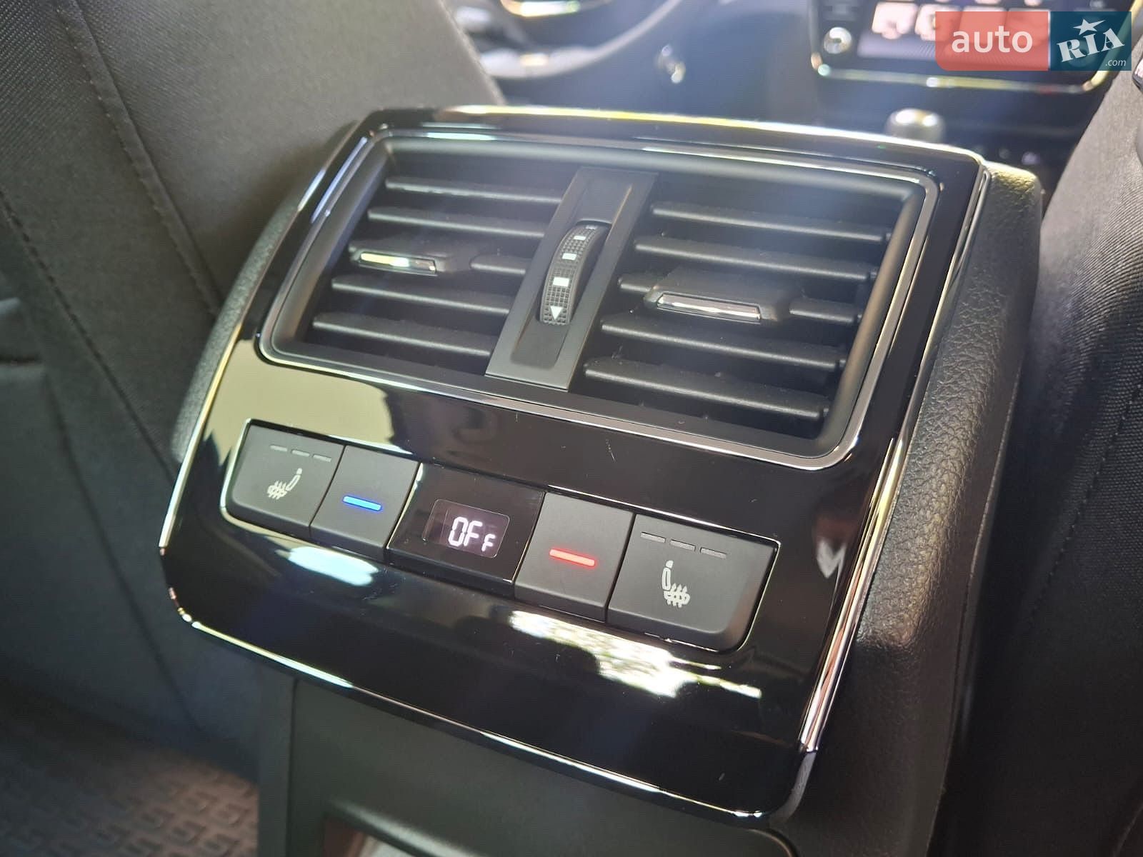 Skoda Superb 2021 VIN TMBAR7NP6N7007994 фото оголошення 52 з 68