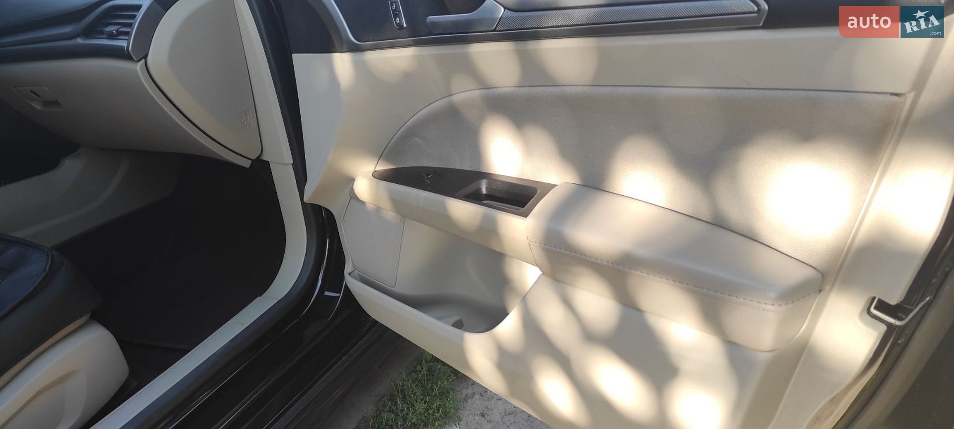 Ford Fusion 2020 VIN 3FA6P0LU4LR215248 фото оголошення 19 з 24