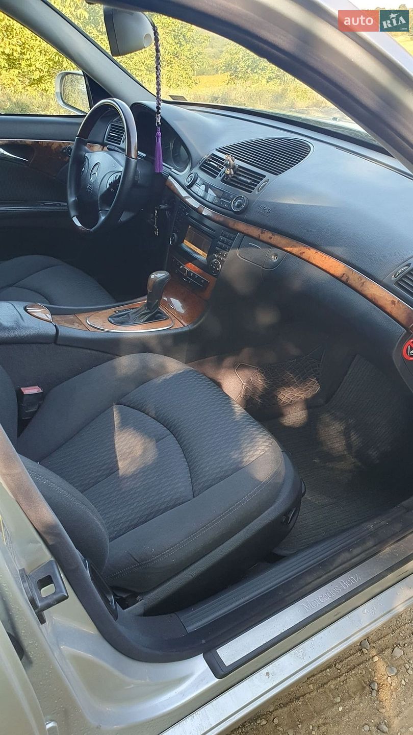 Mercedes-Benz E-Class 2004 VIN WDB2112061A576513 фото оголошення 7 з 18