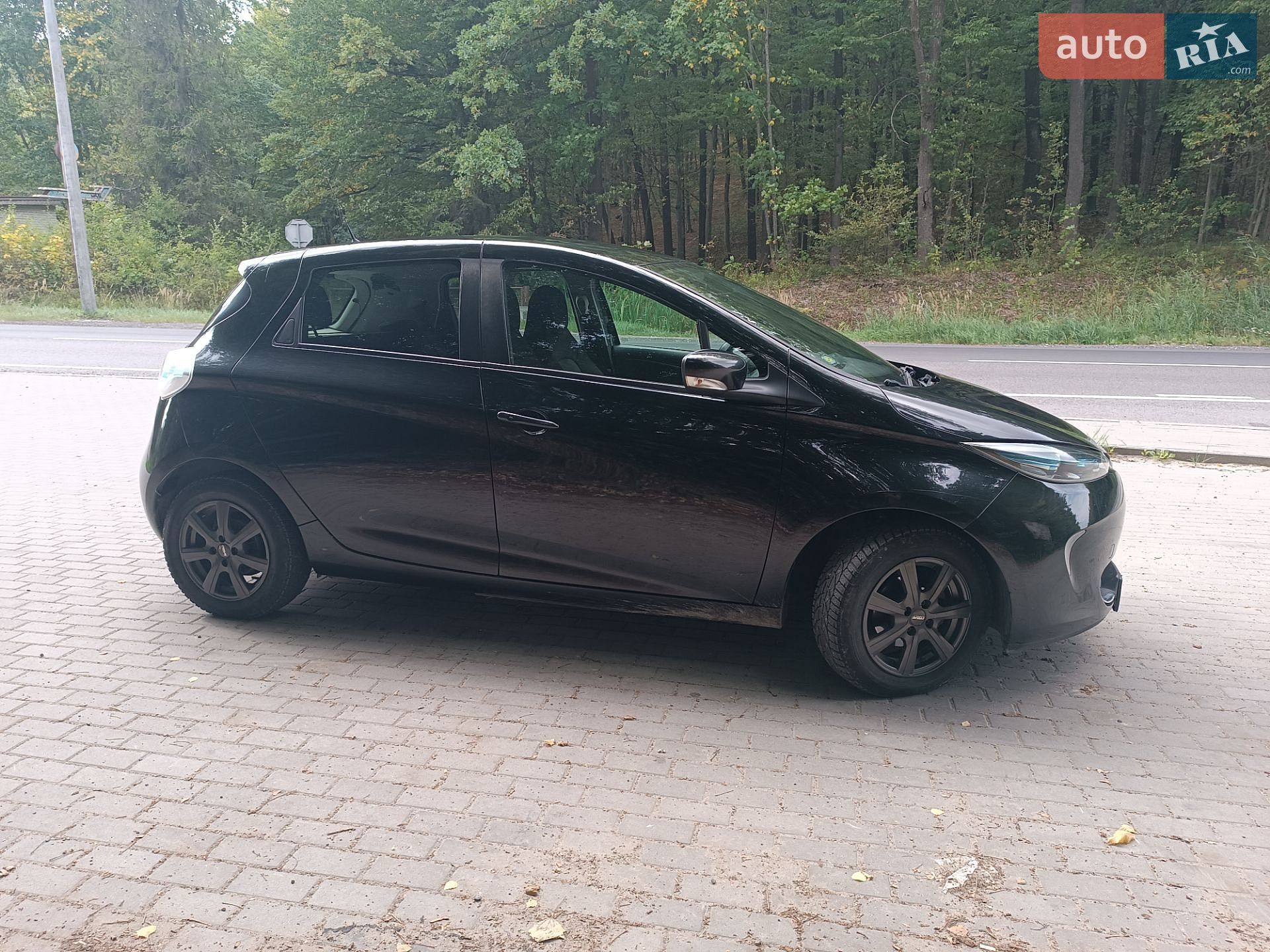Renault Zoe 2017 VIN VF1AGVYF157022784 фото оголошення 5 з 17