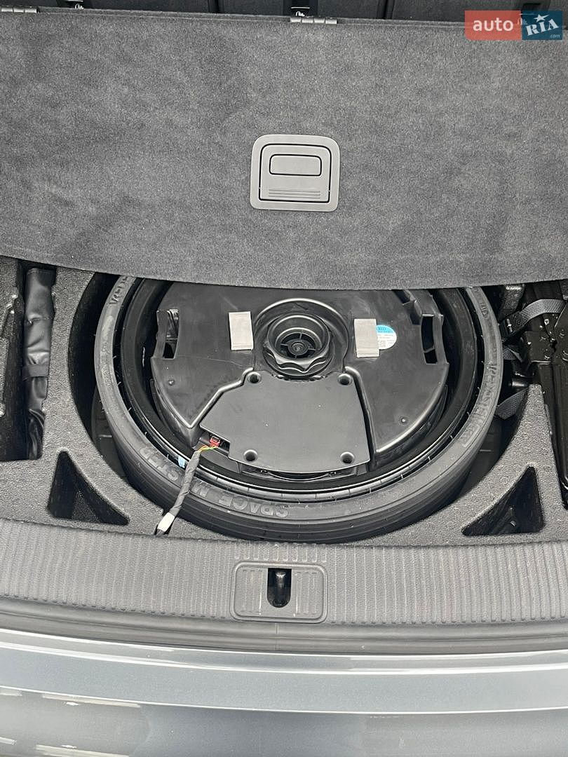 Audi Q5 2018 VIN WA1BNAFYXJ2205547 фото оголошення 26 з 74
