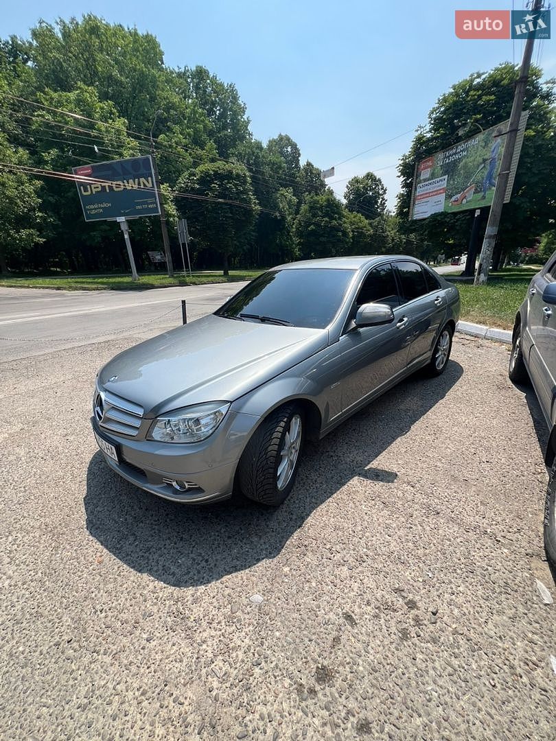 Mercedes-Benz C-Class 2007 VIN WDD2040071A097875 фото оголошення 4 з 11