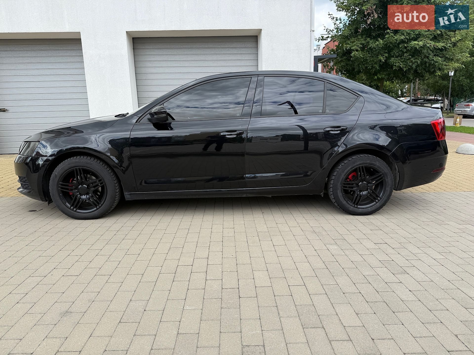 Skoda Octavia 2017 VIN TMBAF7NEXJ0138159 фото оголошення 4 з 13