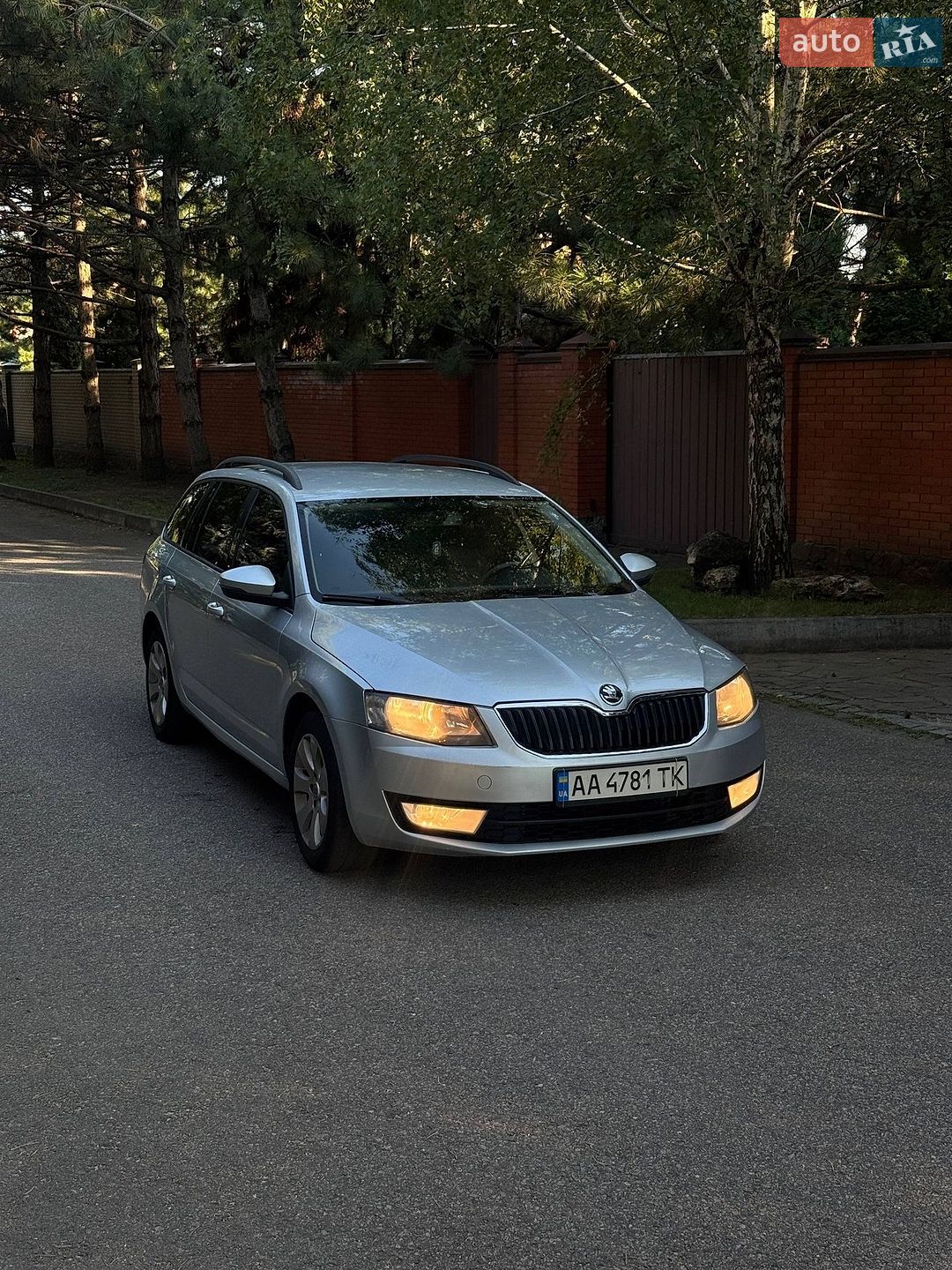 Skoda Octavia 2015 VIN TMBJG7NE3F0173856 фото оголошення 2 з 13