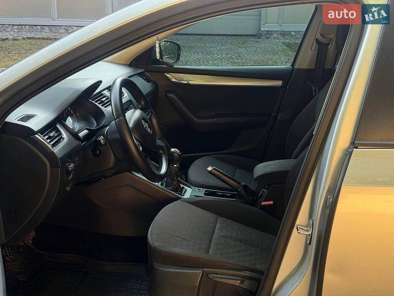 Skoda Octavia 2015 VIN TMBJG7NE3F0173856 фото оголошення 8 з 13