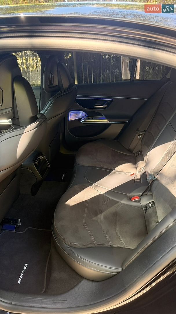Mercedes-Benz E-Class 2023 VIN W1KLF0EB3RA016907 фото оголошення 5 з 49
