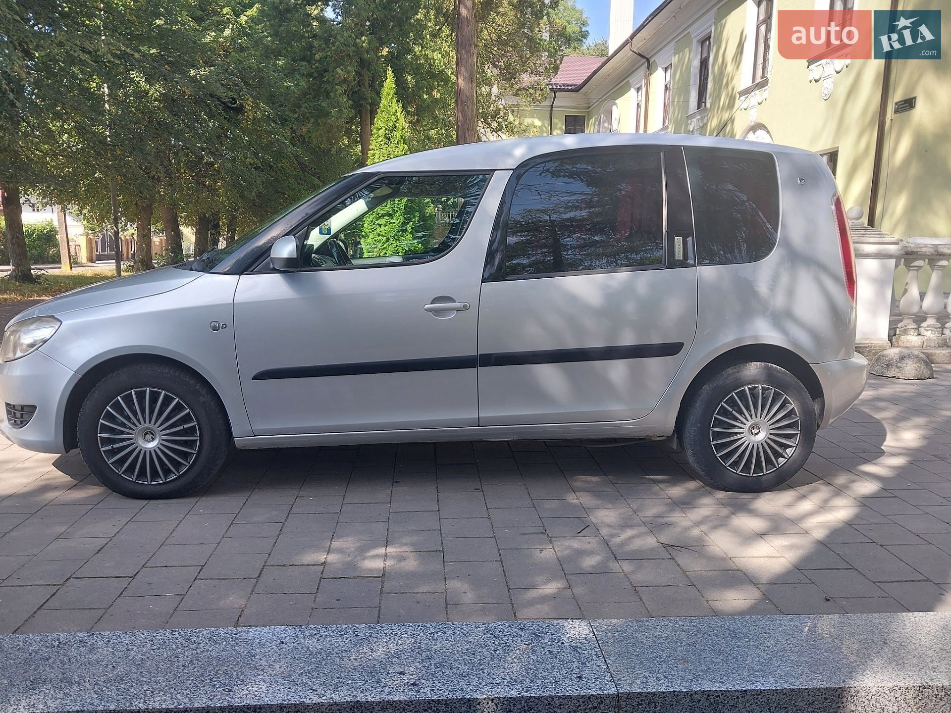 Skoda Roomster 2010 VIN TMBNJ25J5B5020654 фото оголошення 2 з 50