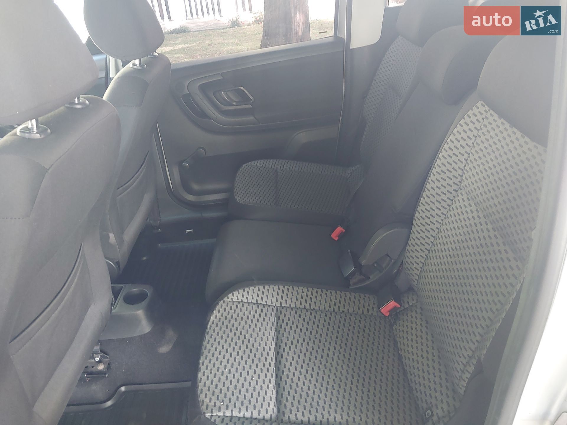Skoda Roomster 2010 VIN TMBNJ25J5B5020654 фото оголошення 32 з 50