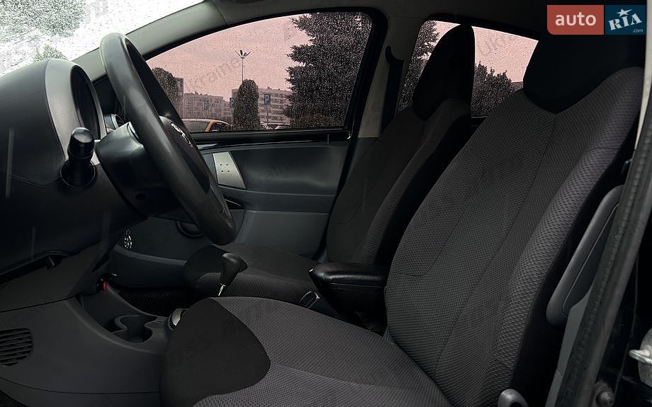 Toyota Aygo 2008 VIN JTDKG18C40N226666 фото оголошення 3 з 11