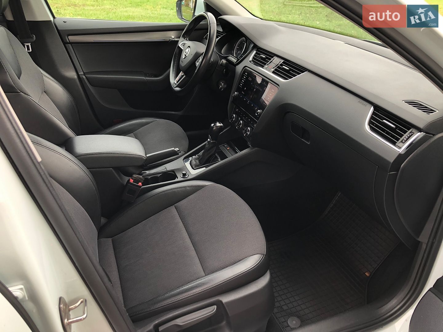 Skoda Octavia 2019 VIN TMBJJ7NE1K0108631 фото оголошення 14 з 32
