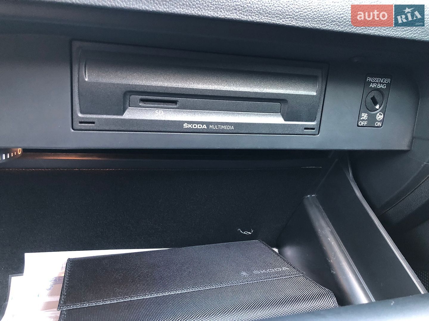 Skoda Octavia 2019 VIN TMBJJ7NE1K0108631 фото оголошення 24 з 32