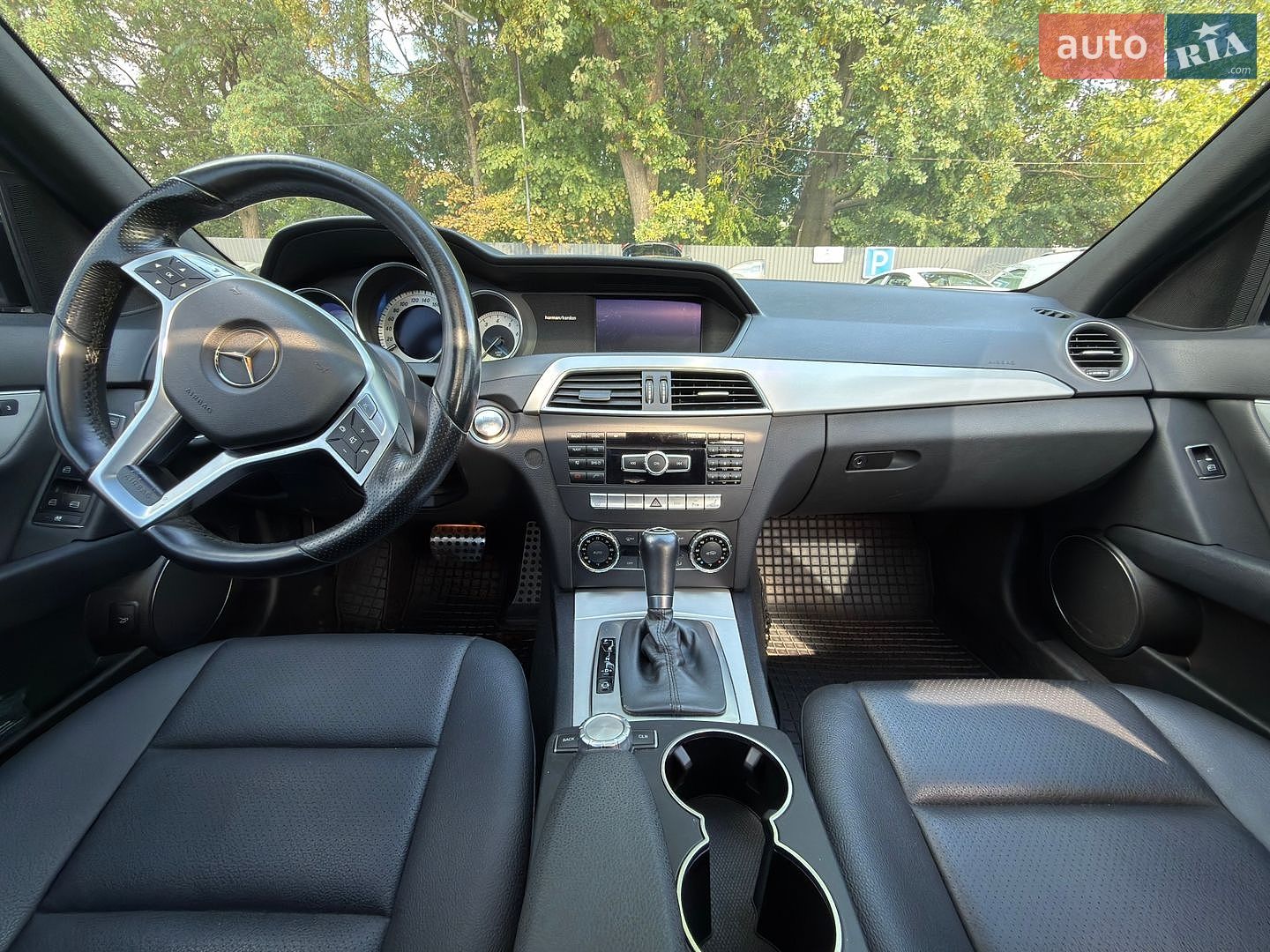Mercedes-Benz C-Class 2012 VIN WDDGF4HB1CR236916 фото оголошення 11 з 12