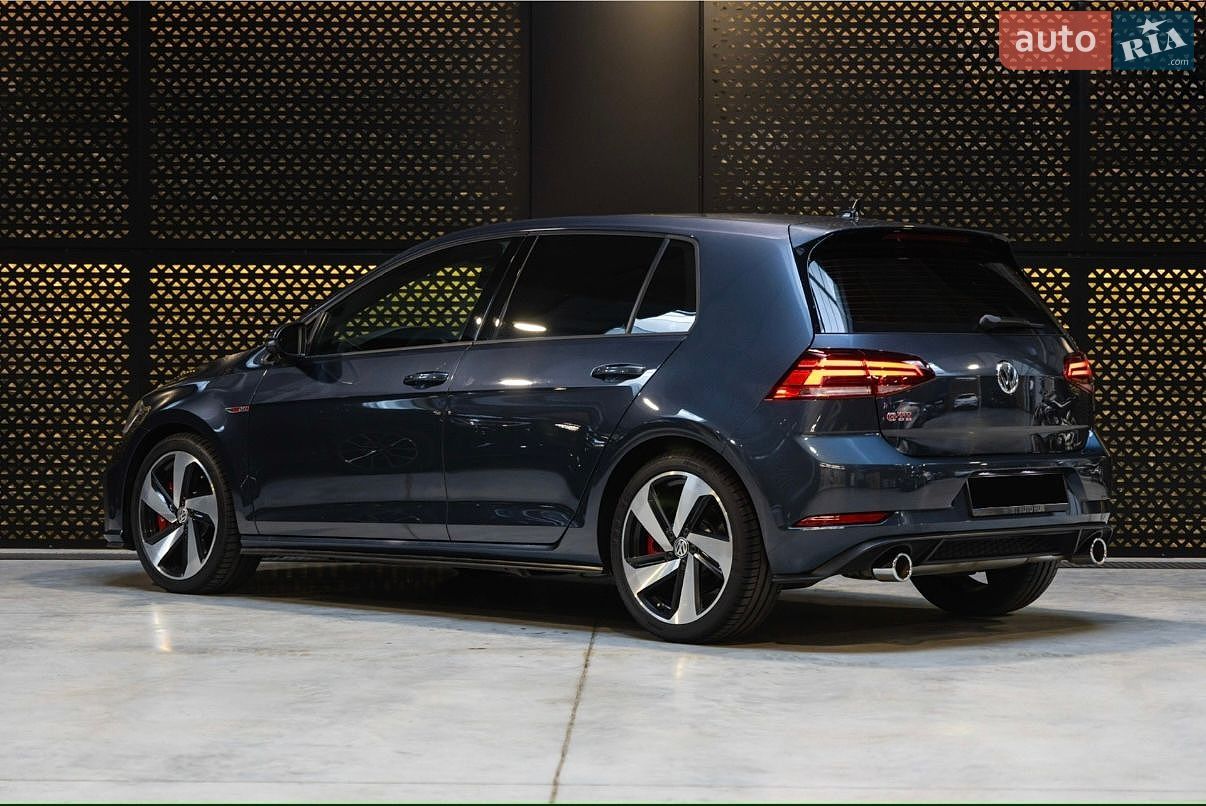 Volkswagen Golf GTI 2018 VIN 3VW447AU8JM277863 фото оголошення 5 з 30