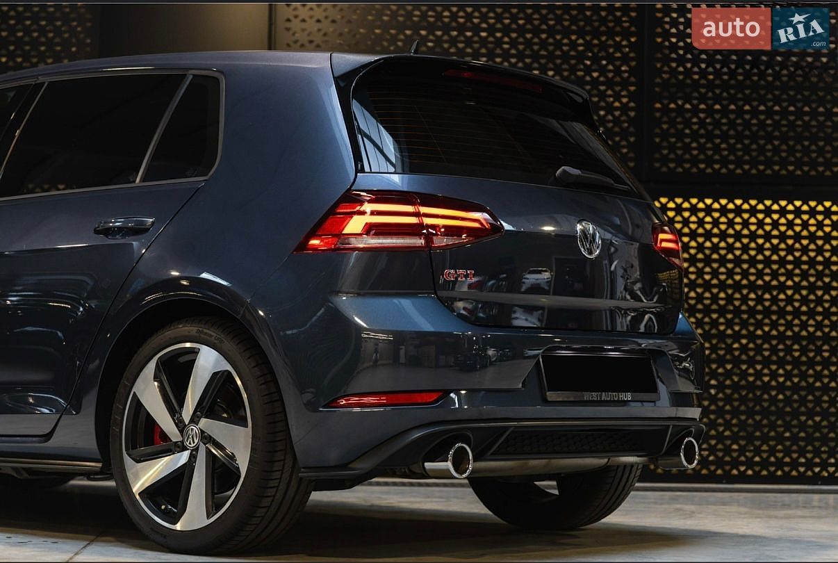 Volkswagen Golf GTI 2018 VIN 3VW447AU8JM277863 фото оголошення 7 з 30
