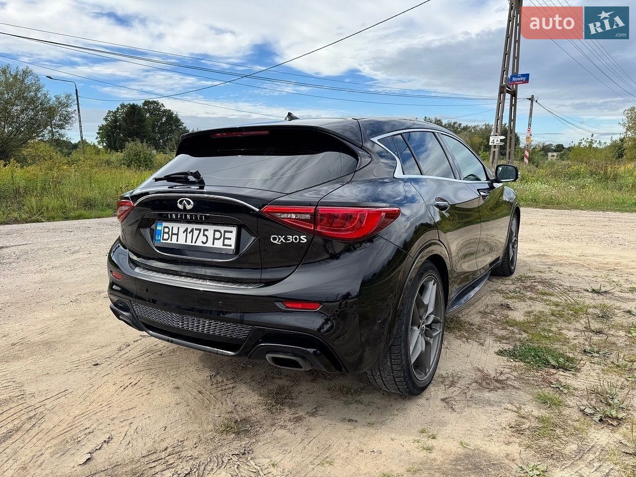 Infiniti QX30 2016 VIN SJKCH5CP4HA031041 фото оголошення 9 з 15
