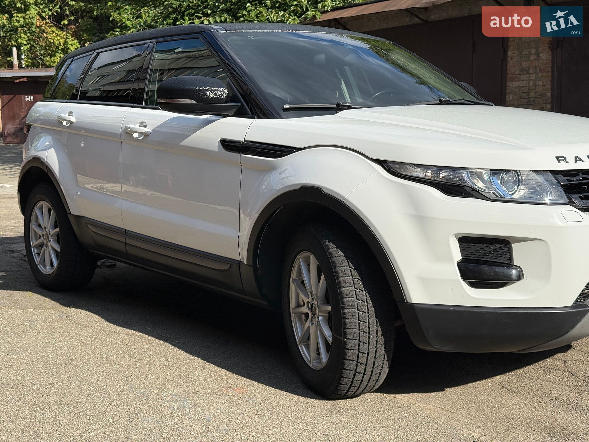 Land Rover Range Rover Evoque 2011 VIN SALVA2BB7CH613213 фото оголошення 10 з 25