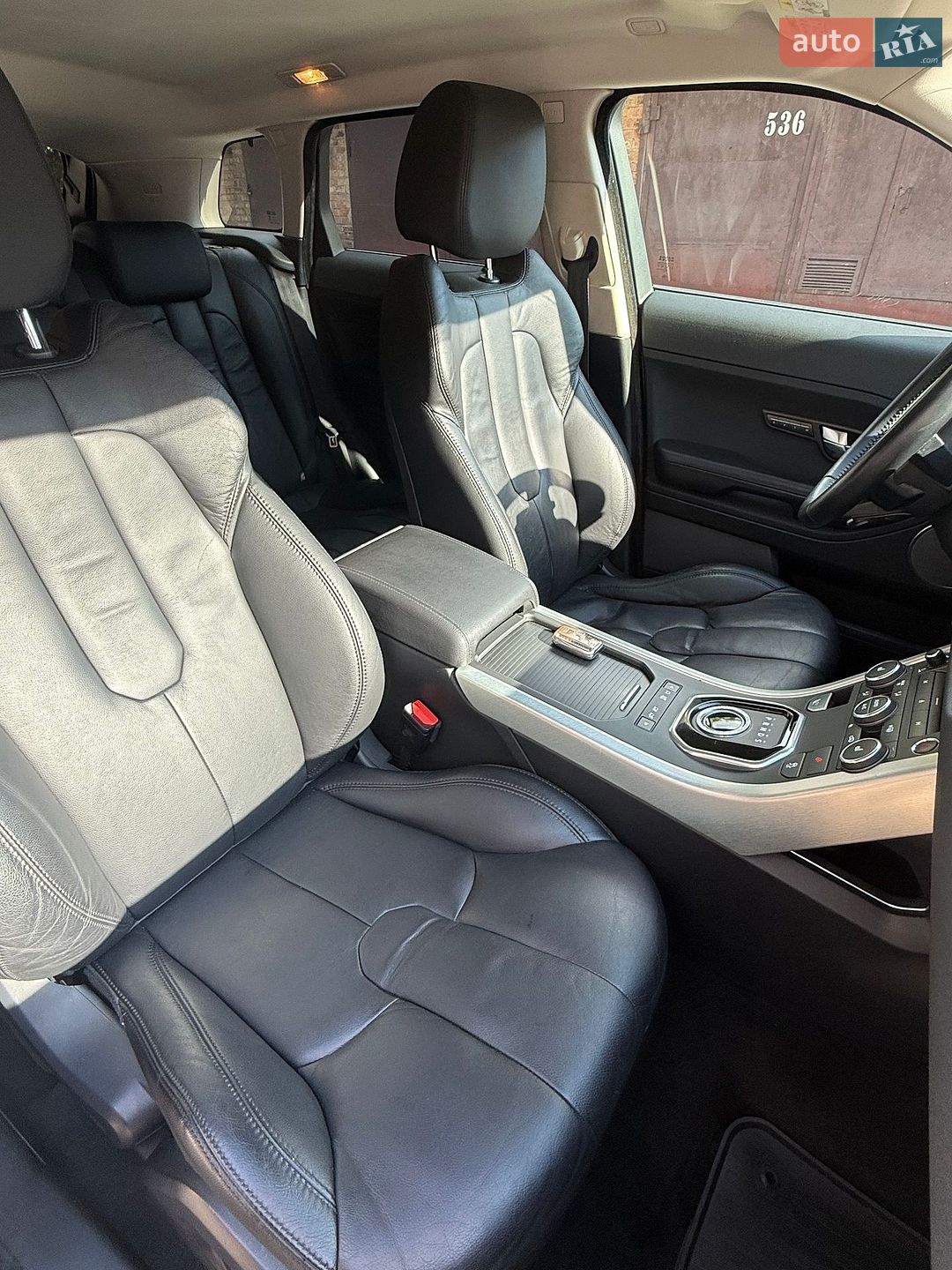 Land Rover Range Rover Evoque 2011 VIN SALVA2BB7CH613213 фото оголошення 17 з 25
