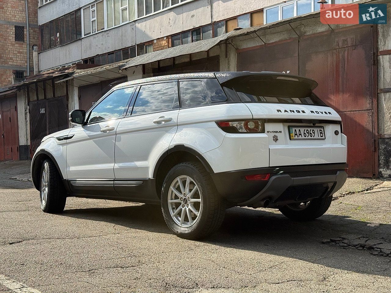 Land Rover Range Rover Evoque 2011 VIN SALVA2BB7CH613213 фото оголошення 5 з 25