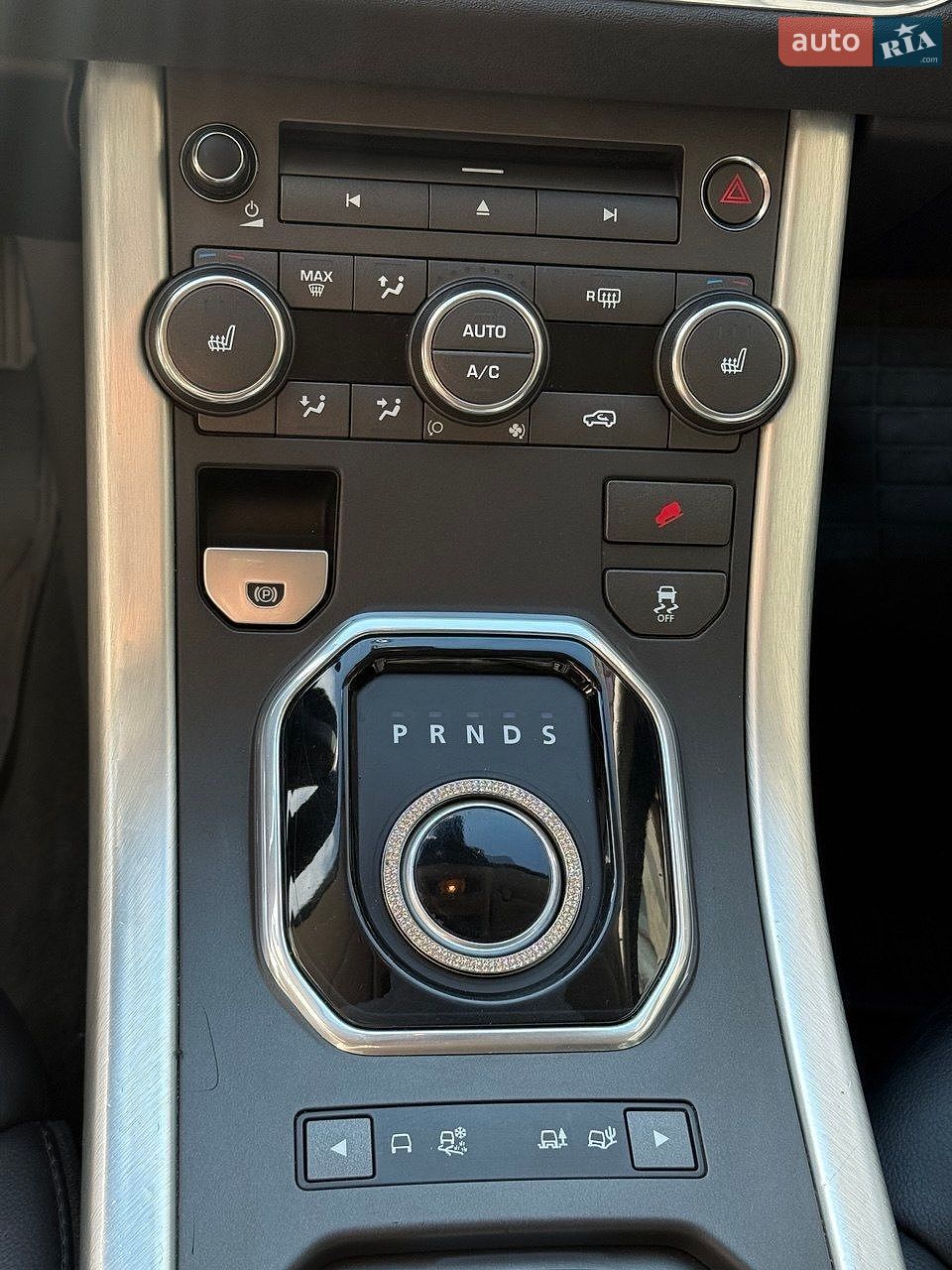 Land Rover Range Rover Evoque 2011 VIN SALVA2BB7CH613213 фото оголошення 18 з 25