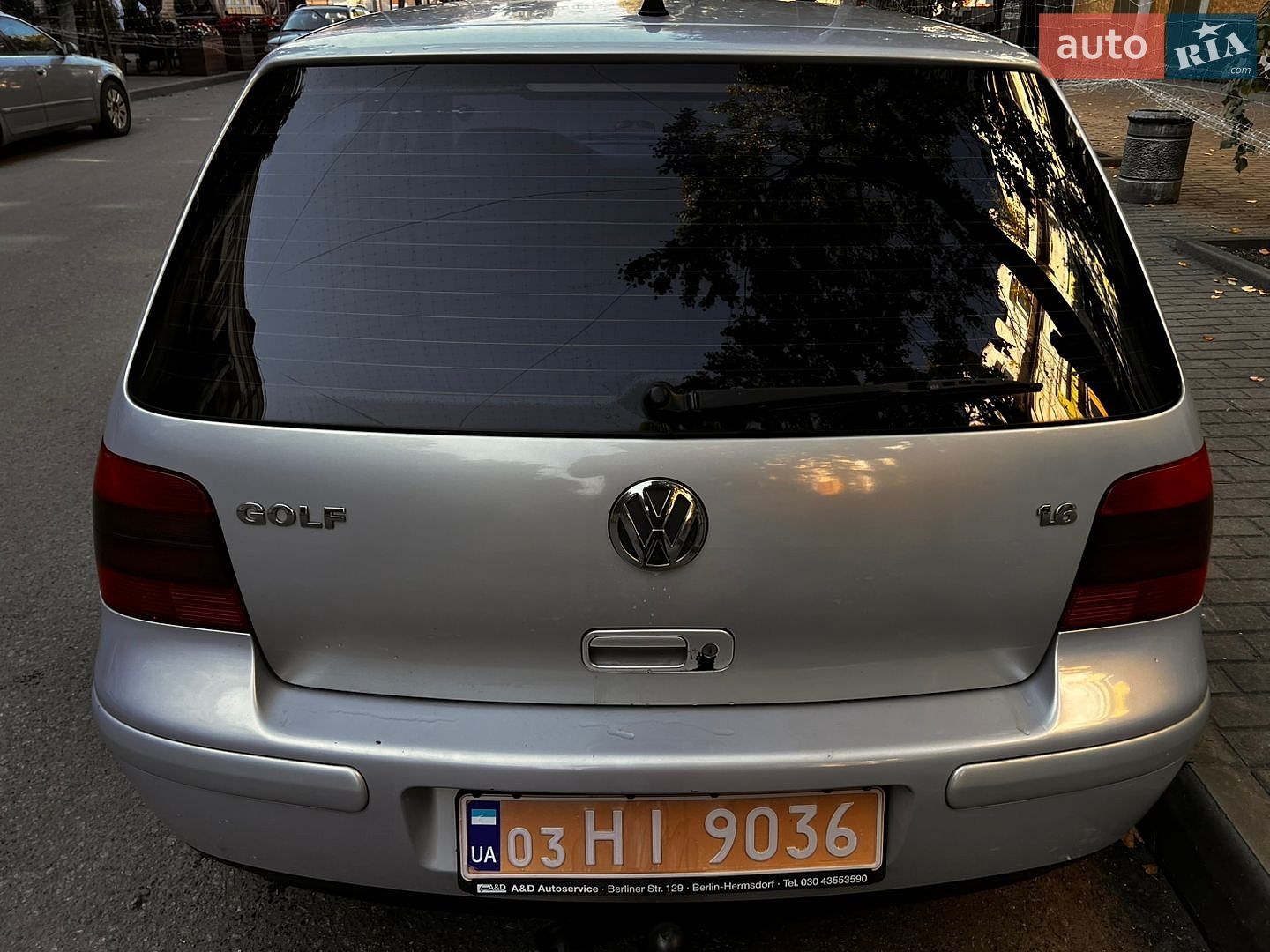 Volkswagen Golf 2000 VIN WVWZZZ1JZYW717298 фото оголошення 3 з 12