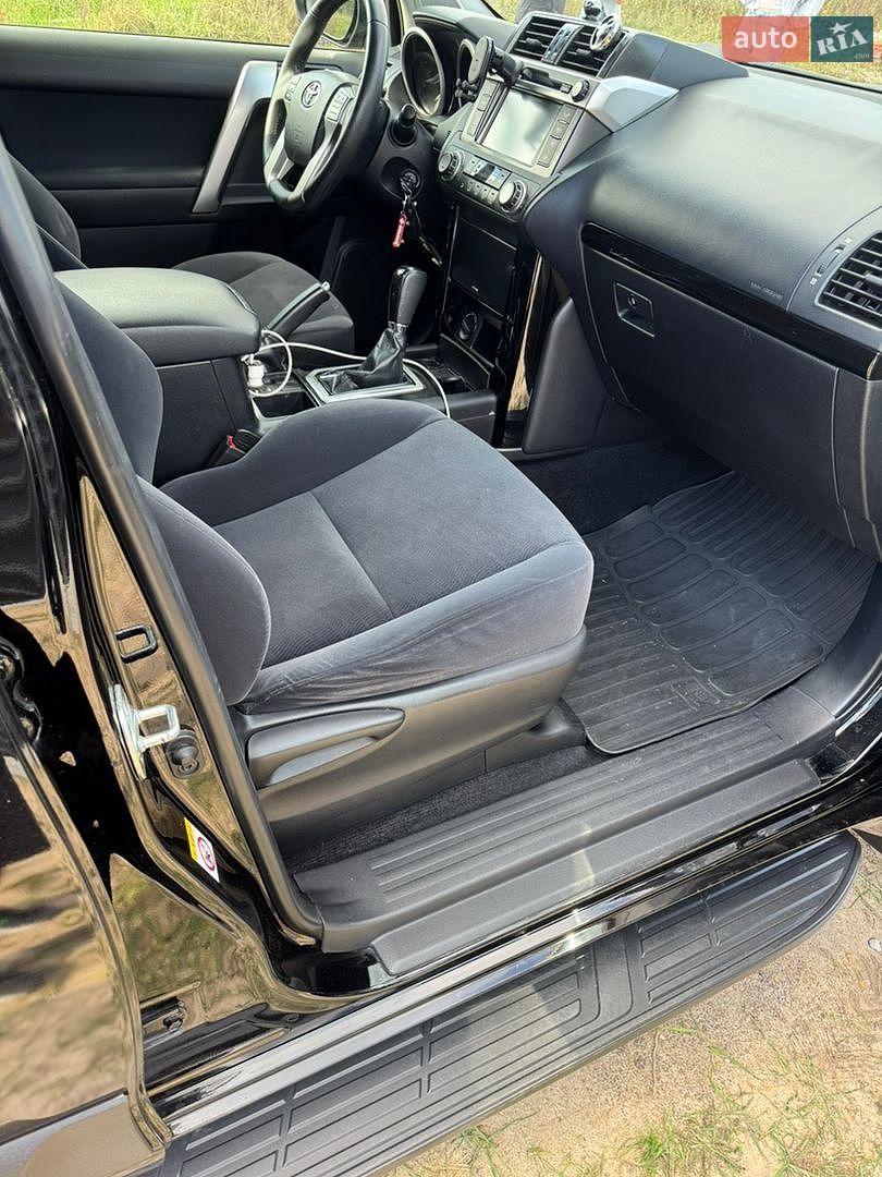 Toyota Land Cruiser Prado 2014 VIN JTEBX3FJ90K169939 фото оголошення 10 з 50