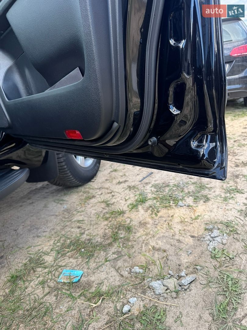 Toyota Land Cruiser Prado 2014 VIN JTEBX3FJ90K169939 фото оголошення 17 з 50