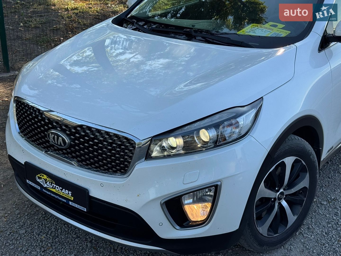 Kia Sorento 2016 VIN KNAPH81BDG5204841 фото оголошення 2 з 47