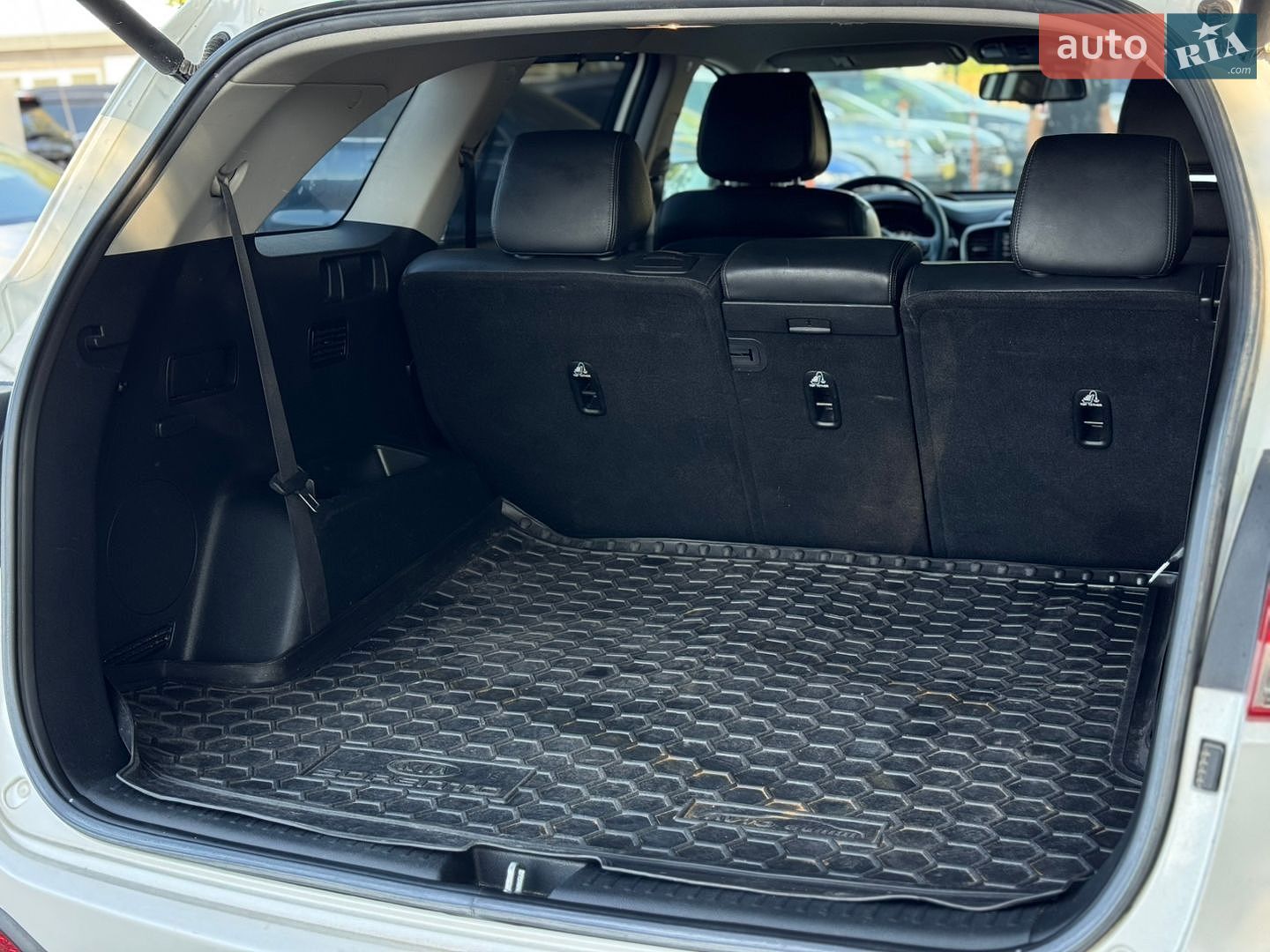 Kia Sorento 2016 VIN KNAPH81BDG5204841 фото оголошення 35 з 47