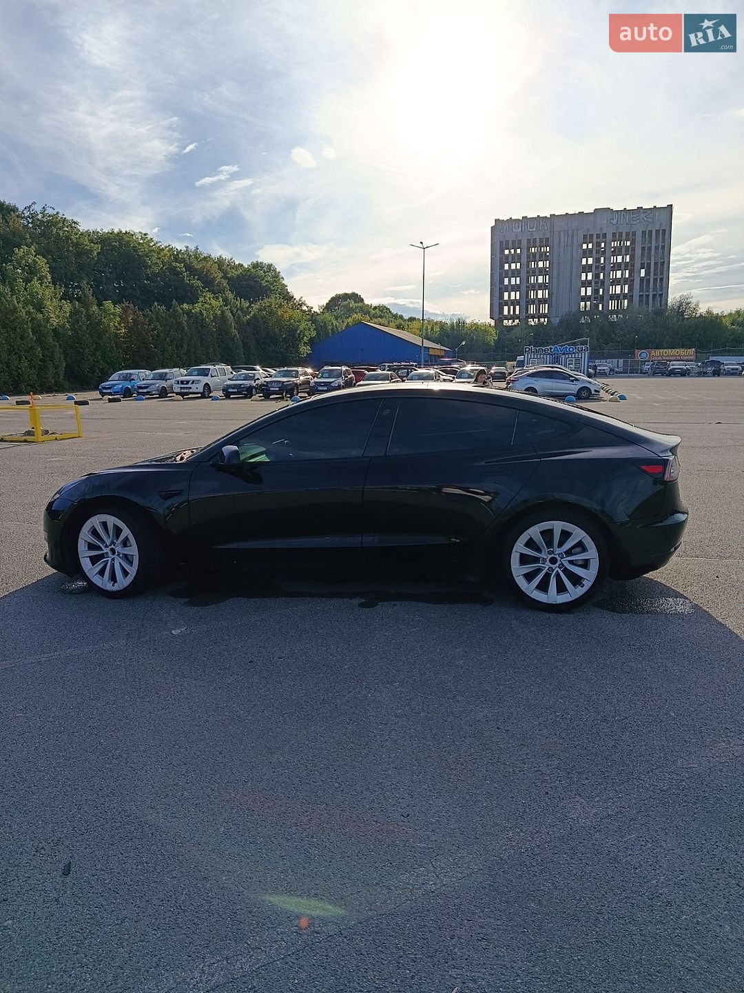 Tesla Model 3 2022 VIN 5YJ3E1EA5NF288337 фото оголошення 9 з 15