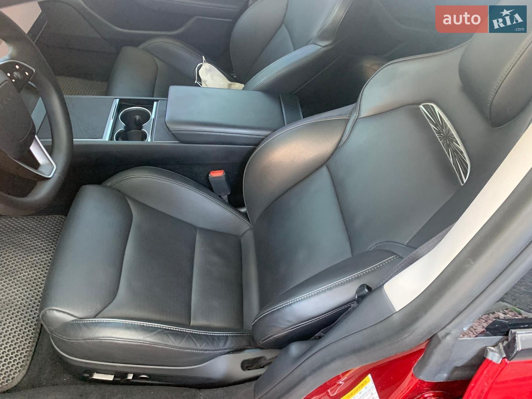 Tesla Model 3 2024 VIN 5YJ3E1ET5RF807748 фото оголошення 15 з 15