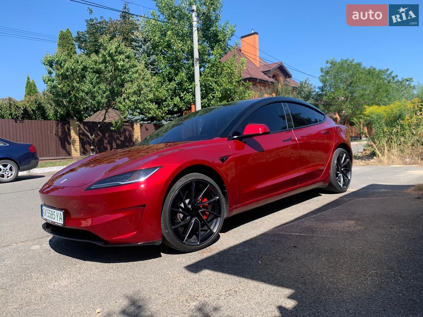 Tesla Model 3 2024 VIN 5YJ3E1ET5RF807748 фото оголошення 11 з 15