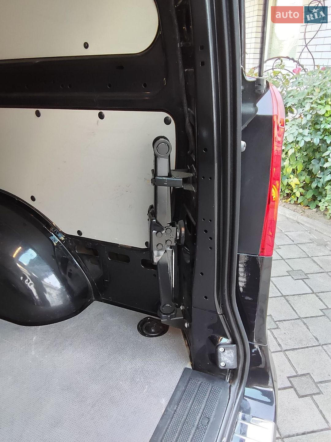 Mercedes-Benz Vito 2019 VIN WDF44760313639881 фото оголошення 13 з 20