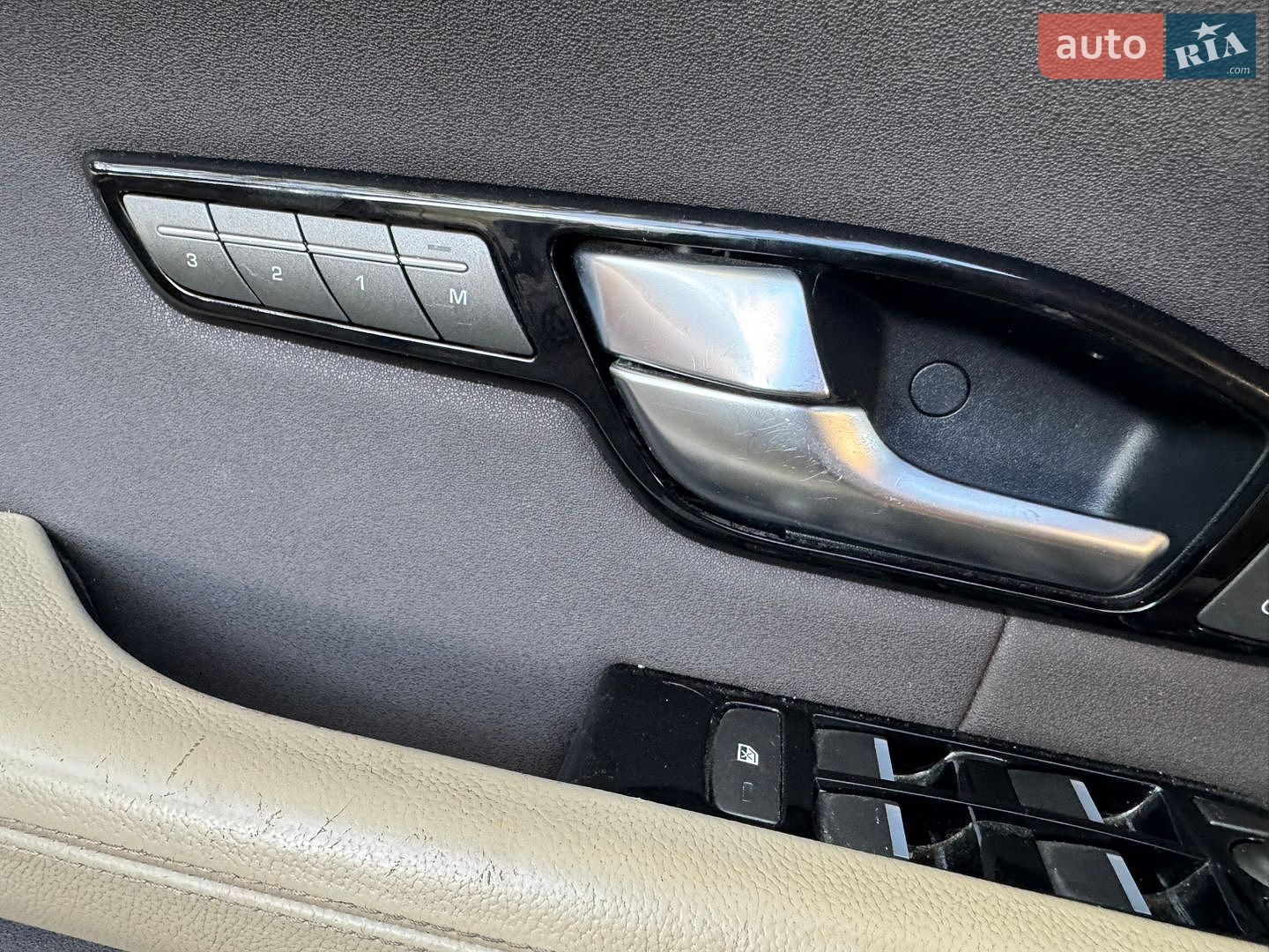 Land Rover Range Rover Evoque 2015 VIN SALVP2BGXGH115961 фото оголошення 16 з 27