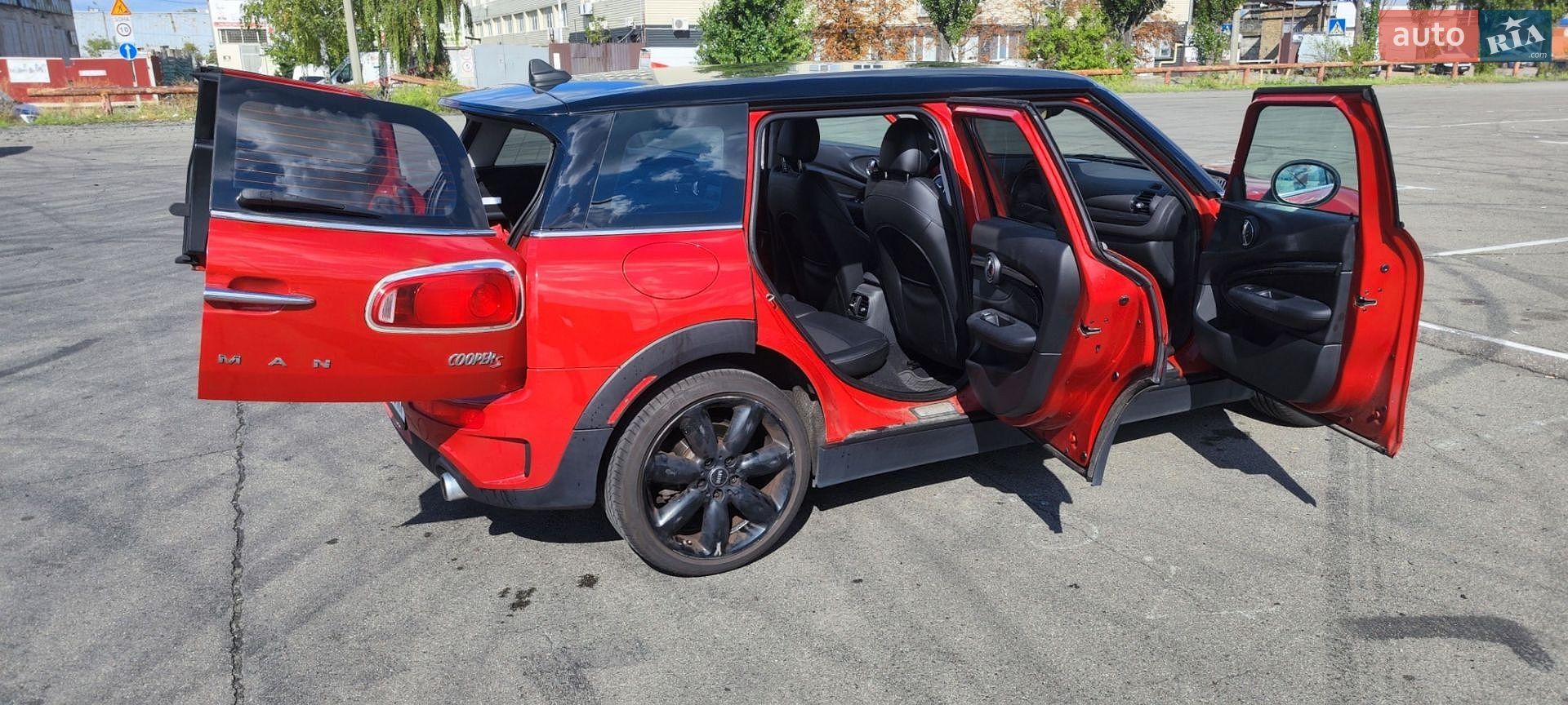 MINI Clubman 2016 VIN WMWLN9C52G2E47602 фото оголошення 34 з 51
