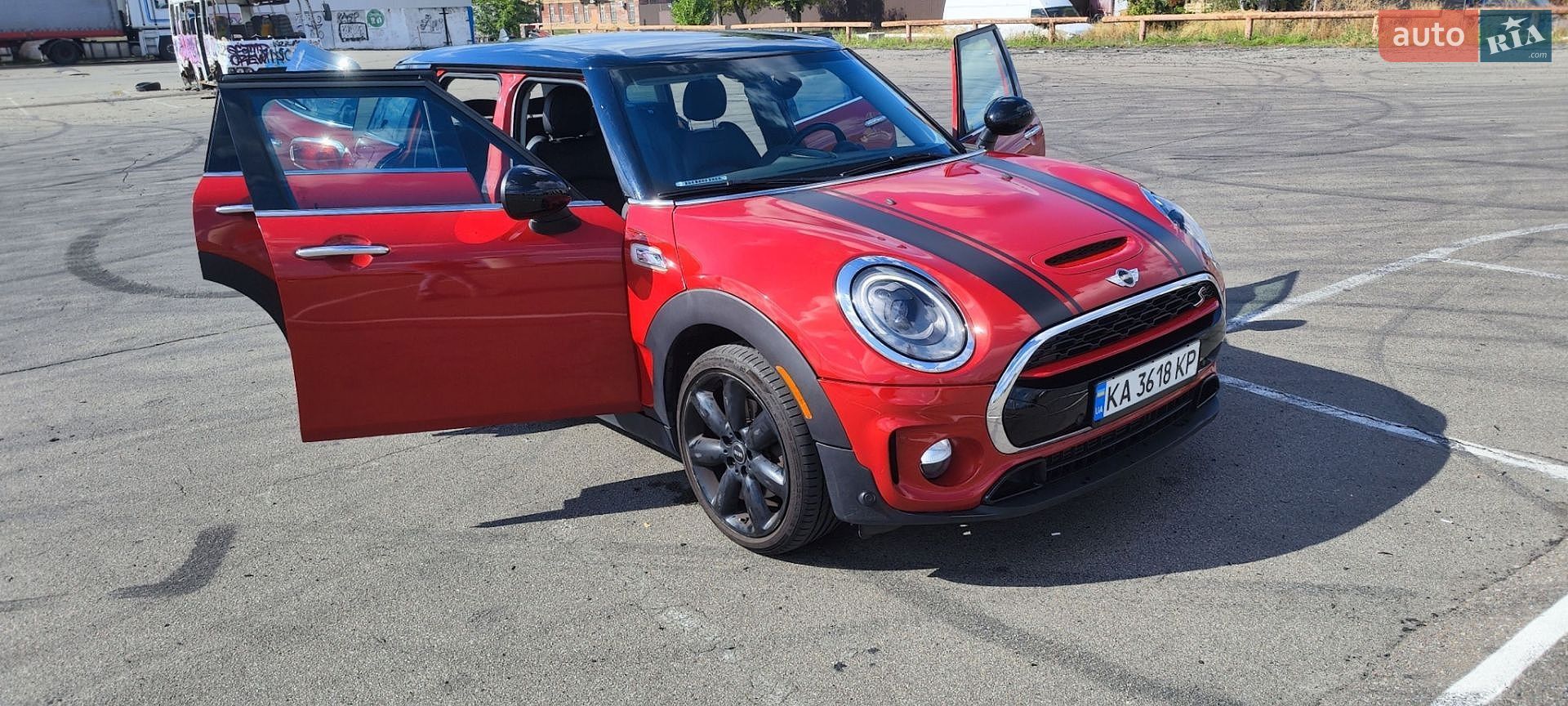 MINI Clubman 2016 VIN WMWLN9C52G2E47602 фото оголошення 40 з 51