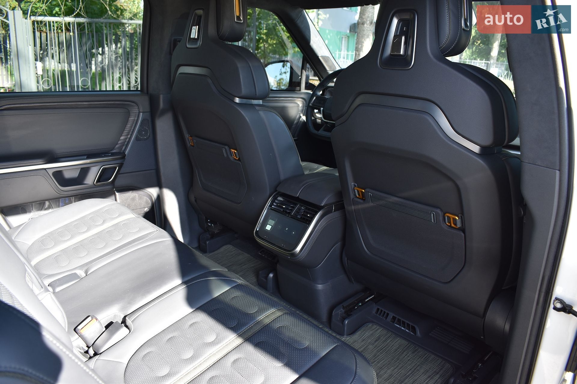 Rivian R1S 2023 VIN 7PDSGABA9PN015327 фото оголошення 39 з 43