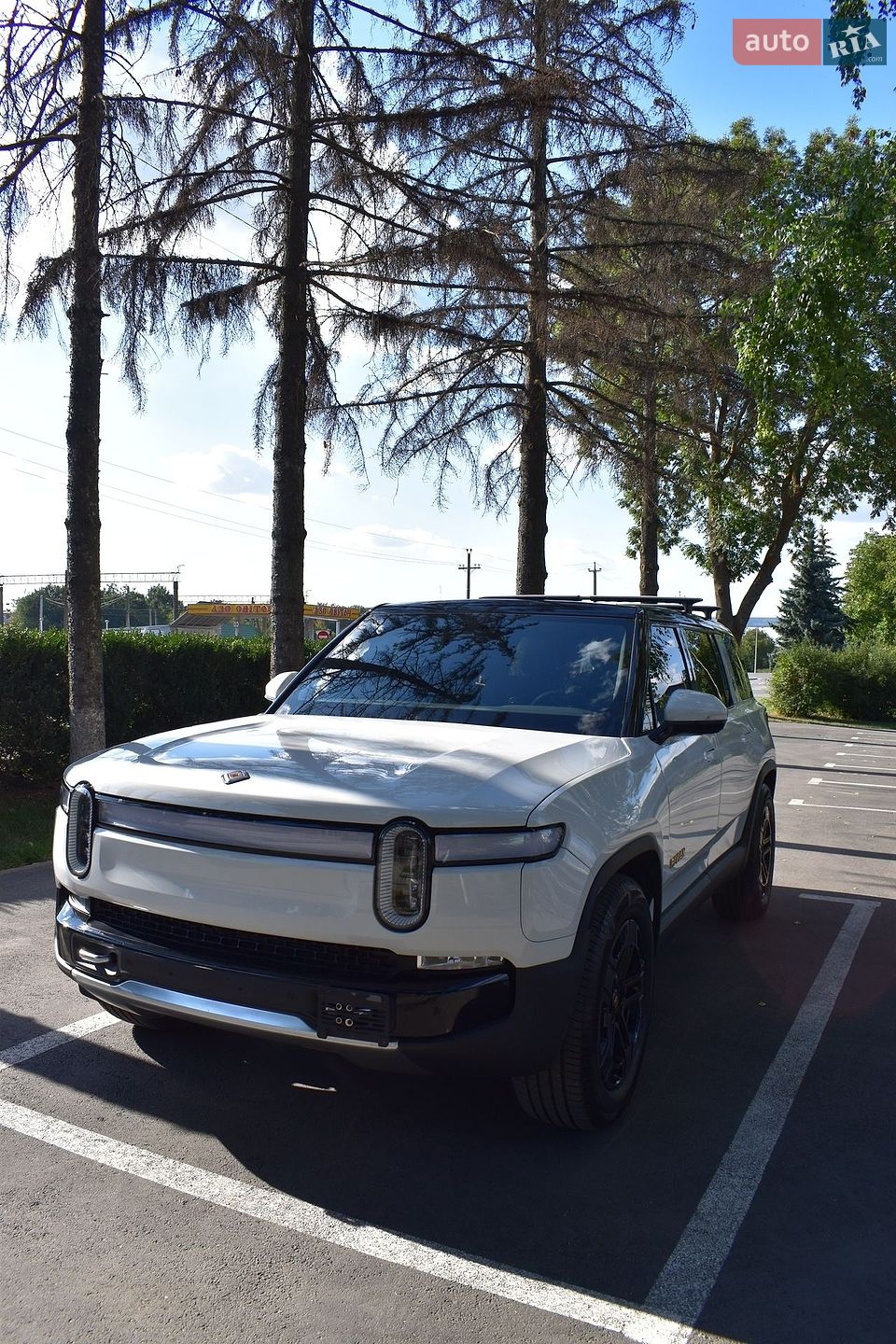 Rivian R1S 2023 VIN 7PDSGABA9PN015327 фото оголошення 6 з 43